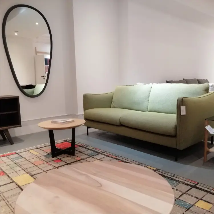 Warschauer Möbelausstellungsraum